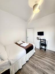 4211 ~ Runaway Bay Homestay Gold Coast