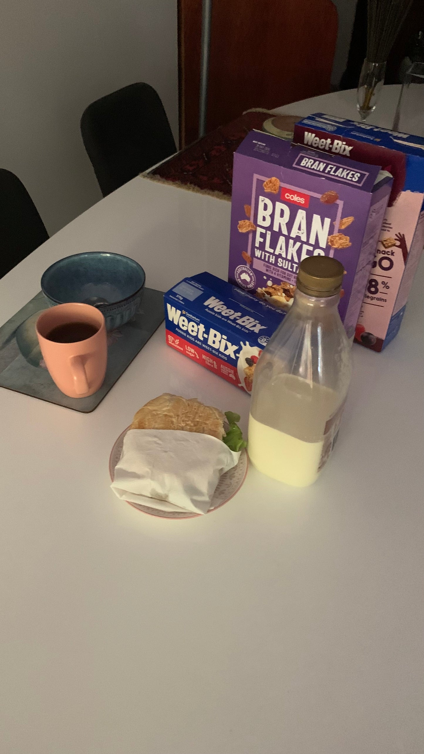 Brisbane St. Lucia 4067 - VIP Hosting - Own Private Bathroom and Healthy Meals daily