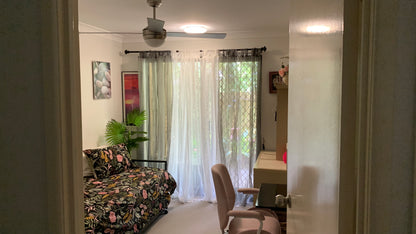 Brisbane St. Lucia 4067 - VIP Hosting - Own Private Bathroom and Healthy Meals daily