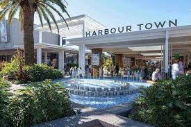 4211 ~ Runaway Bay Homestay Gold Coast